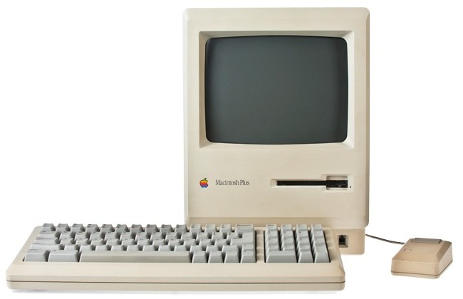 Photo of Macintosh Plus, from shrineofapple.com